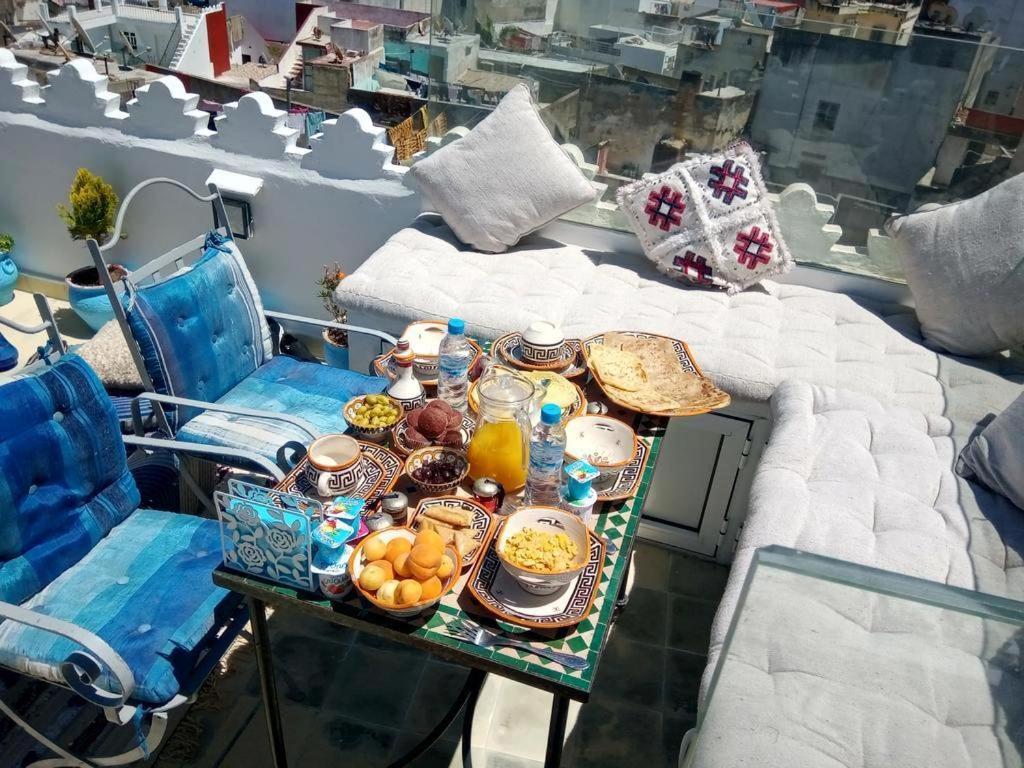 Dar Tinjaa Bed & Breakfast Tanger Exterior foto